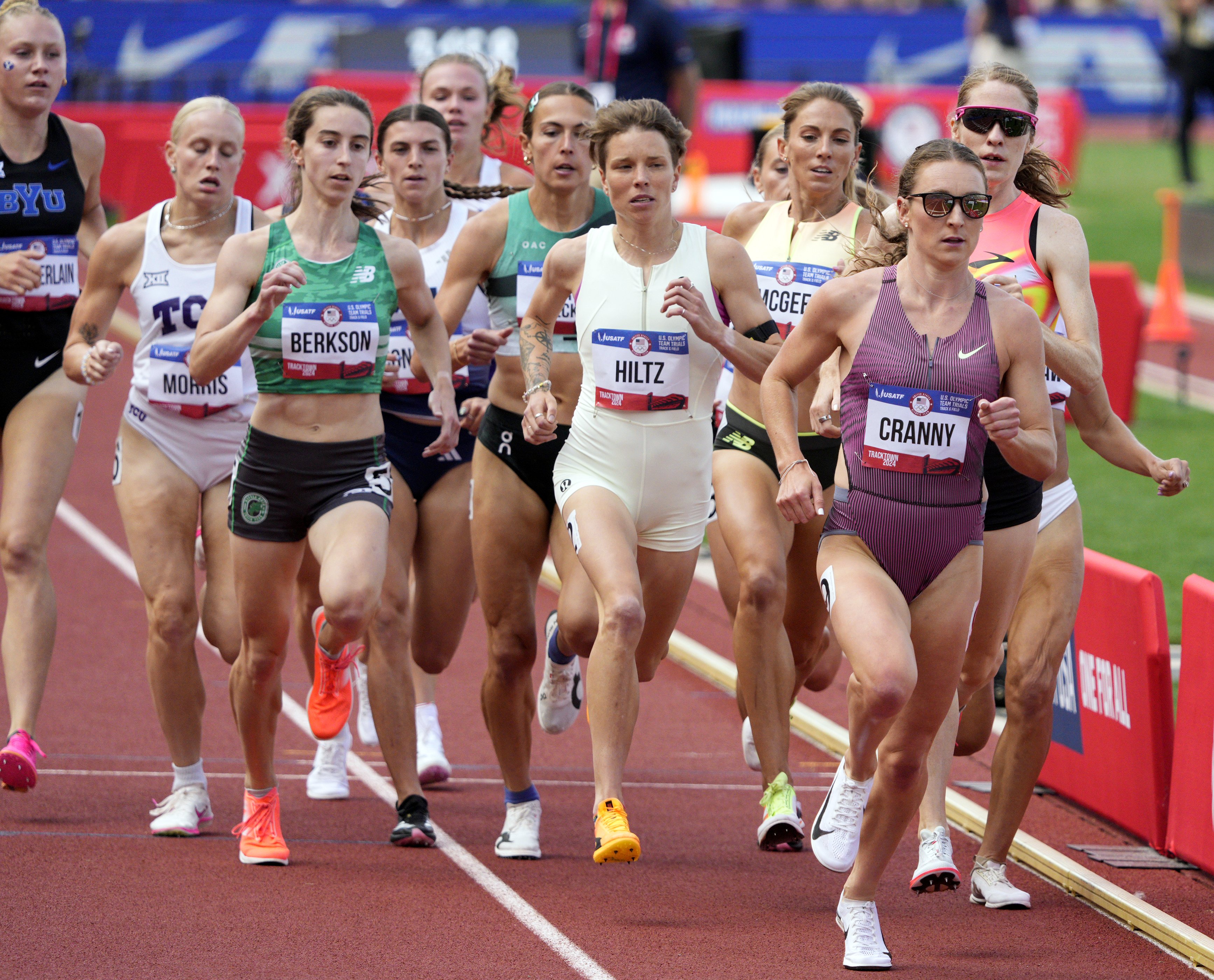 In the top 7 with one lap to go. Hiltz, McGee, and Cranny would all run
                                well under 4:00 in the final a few days later: a historically fast race. (Photo credit: USATF)